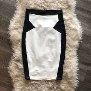 BEBE Black & White High Waist Pencil Skirt